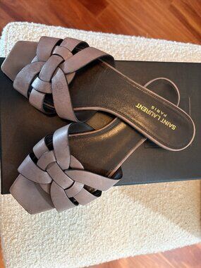 Saint Laurent Tribute Gray woven leather slides Size 38